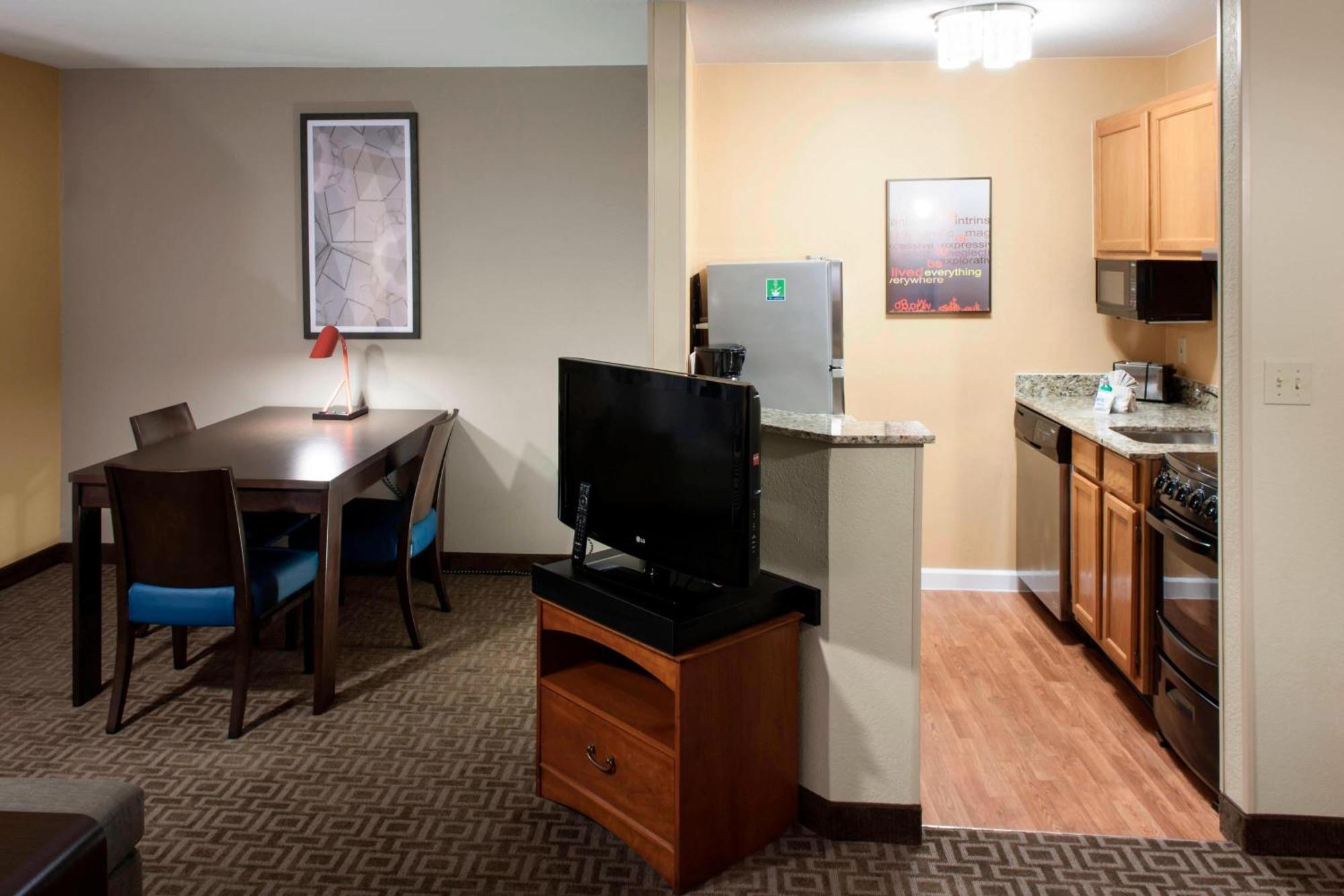 Towneplace Suites Dallas Las Colinas Irving Esterno foto